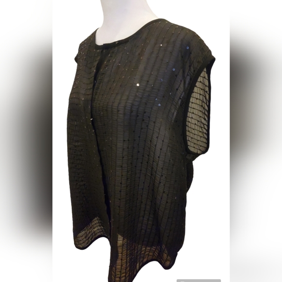 ɴᴡᴏᴛ ʀᴀᴄʜᴇʟ ʀᴀᴄʜᴇʟ ʀᴏʏ ᴇᴍʙᴇʟʟɪsʜᴇᴅ sᴇǫᴜɪɴ sʟᴇᴇᴠᴇʟᴇss ᴛᴏᴘ ɪɴ ʙʟᴀᴄᴋ - Picture 3 of 5